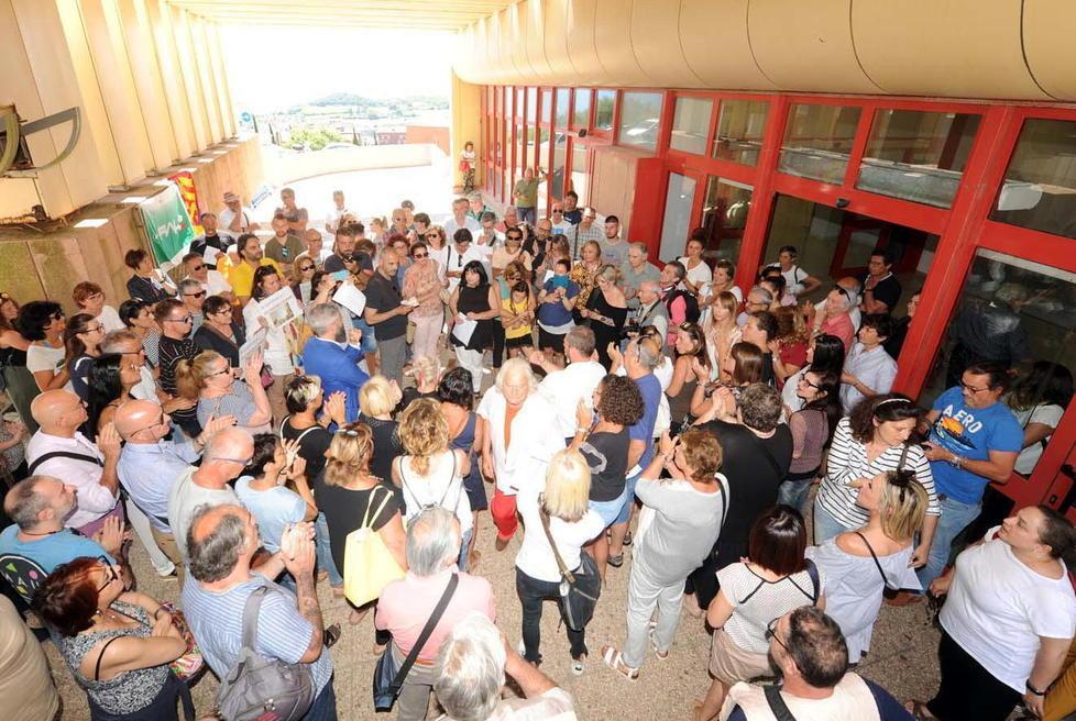 Nove donne già con la valigia le gravidanze verso Cecina 