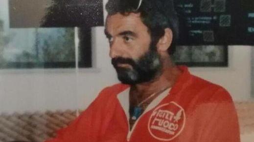 I vigili del fuoco omaggiano la memoria di Paolo Carnicelli
