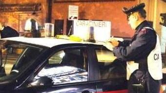 Calunnia contro i carabinieri per aiutare l’amico con la coca