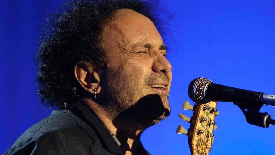 Avitabile e De Gregori dal vivo a palazzo San Giacomo a Russi
