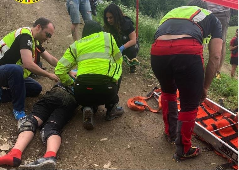 Sestola, quindicenne cade durante corsa di downhill