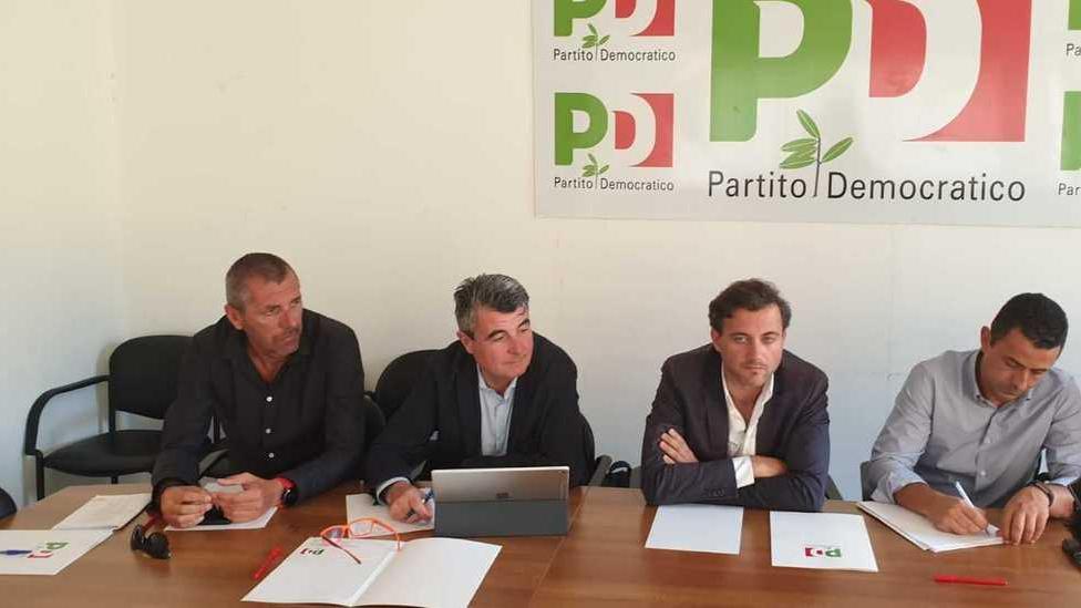 «Sul lapideo paralisi in Comune No alle proroghe sugli agri»