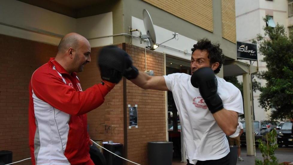 La boxe ha dato spettacolo A Follonica stage in strada con una decina di allievi