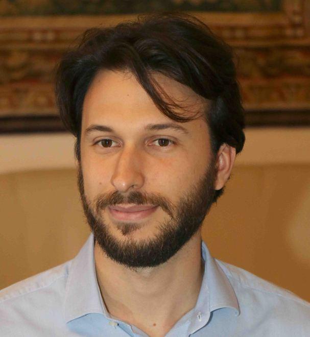 Dai banchi allo scranno dei rapporti con l’ateneo A FdI anche l’ambiente