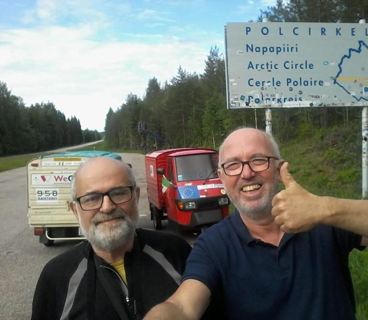 Angiolo Gragnaniello, a sinistra, insieme all’amico Davide Rabbia