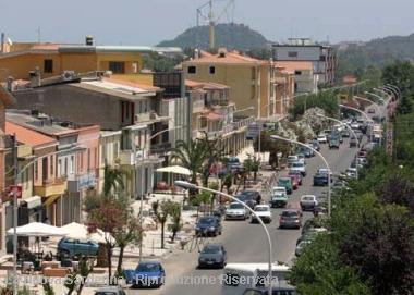 Un panorama di Tortol&igrave; 