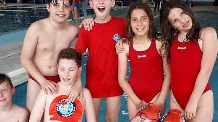 Tutti i metalli della vittoria per i mini atleti Rari Nantes