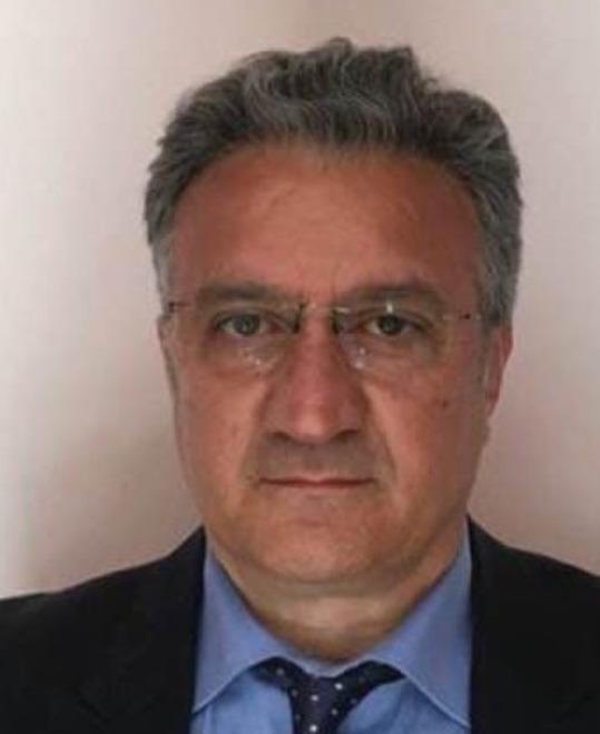 «Bivacchi e spaccio dietro il municipio» 