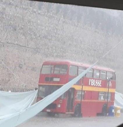 Tempesta di pioggia, grandine e vento