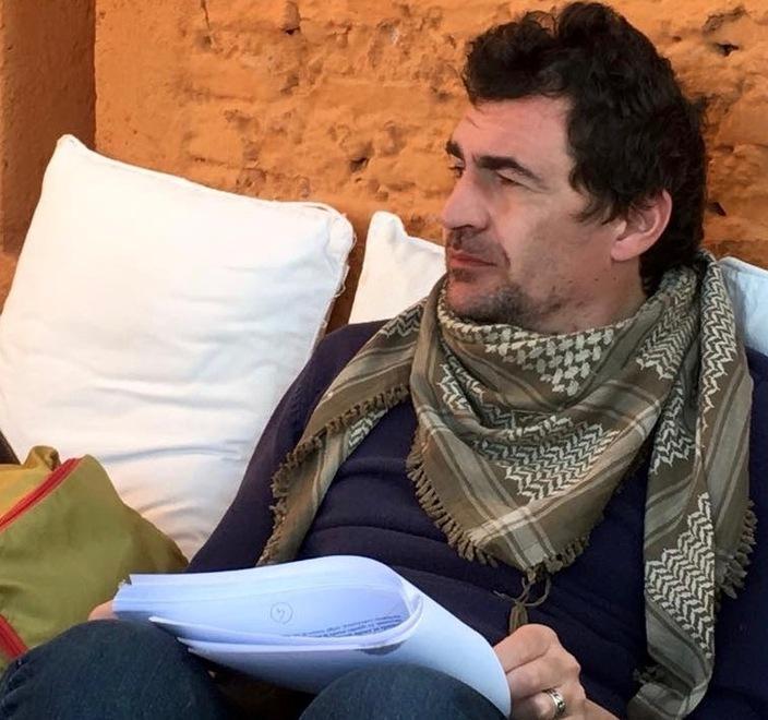 Mazzoni e il suo nuovo mosaico tra psichedelia, riti vudù e Ddr 