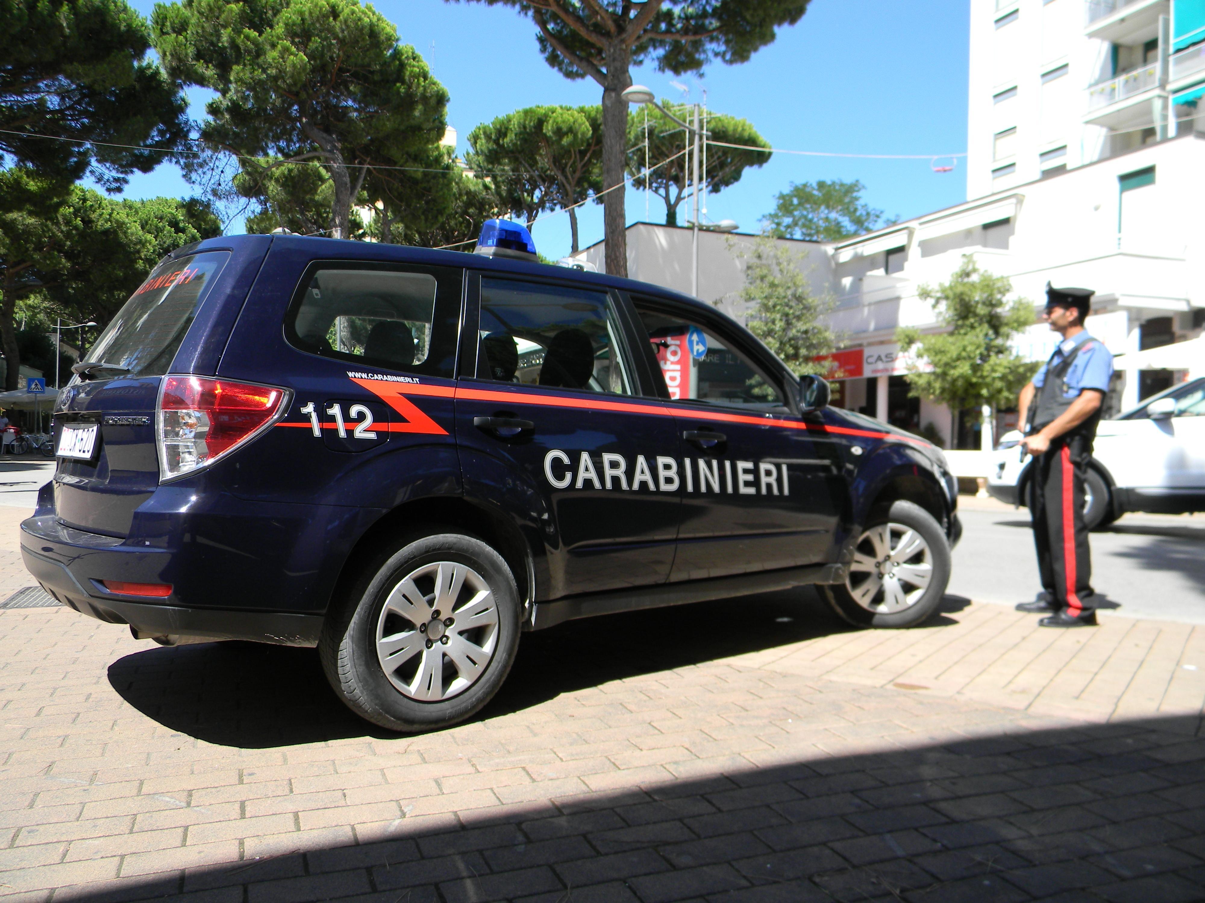Una pattuglia dei carabinieri a Lido Estensi