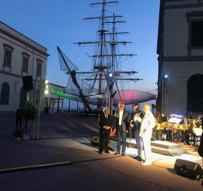 Bocelli all’Accademia Navale a sostegno della Fondazione Arpa 