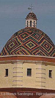 La cupola caratteristica della citt&agrave;: il catalano algherese adesso entra anche in rete  