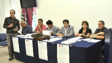 La conferenza stampa organizzata dai sindacati (foto Gual&agrave;) 