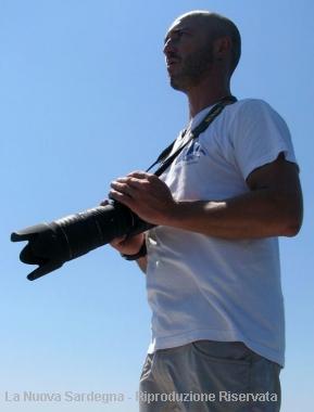 <b>Golfo Aranci </b>Un delfino nel centro di osservazione A destra, il biologo spagnolo Bruno Diaz Lopez, direttore del Bdri    
