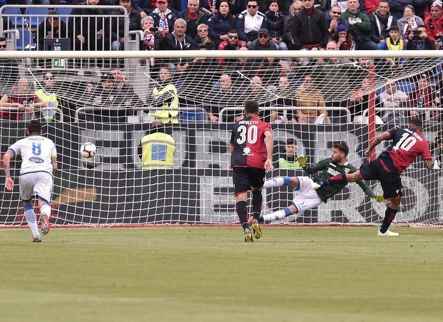 Procura indaga su Cagliari-Frosinone Dalla Spagna: «Era una partita truccata» e ora entrambe rischiano il deferimento