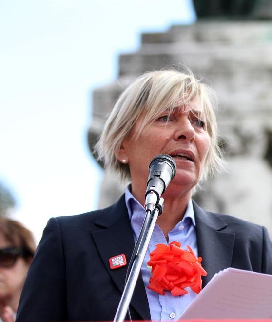 Angelini: «Apriamo le Camere del lavoro»