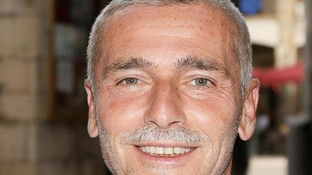 «Una nazione perduta nella quale manca curiosità intellettuale»