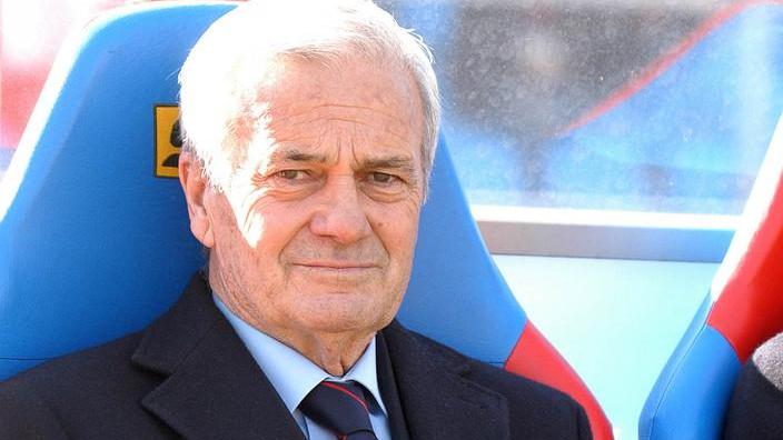 Gigi Simoni, condizioni gravi Il mondo del calcio: «Resisti!»