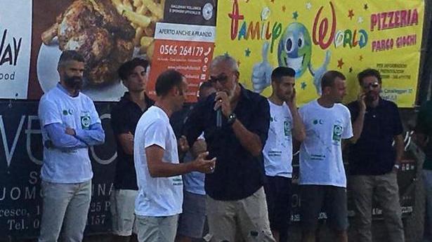 A Salivoli il giorno più lungo fra calcio, musica e amicizia