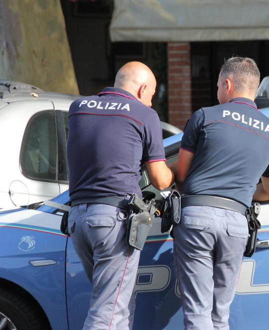 Rapinato e picchiato da un marocchino