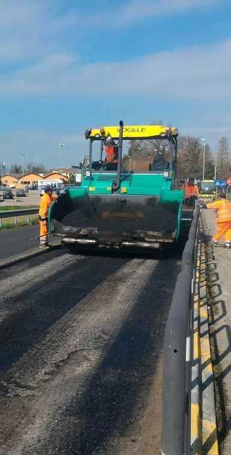 Interventi di asfaltatura sulle strade della città 