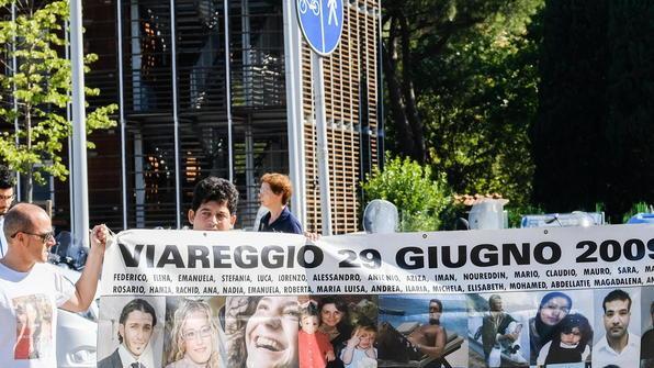 Strage, dieci anni dopo Viareggio scende in strada
