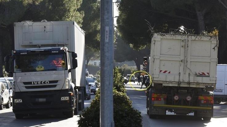 Non si ferma il traffico di tir in viale Uranio I residenti: si vuole sminuire il problema