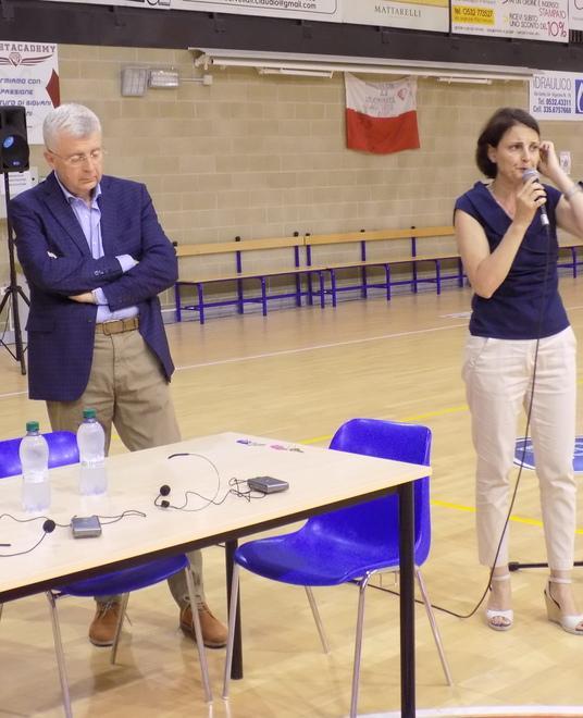 Rifiuti, faccia a faccia con Clara Paron: «Ora basta disservizi» 