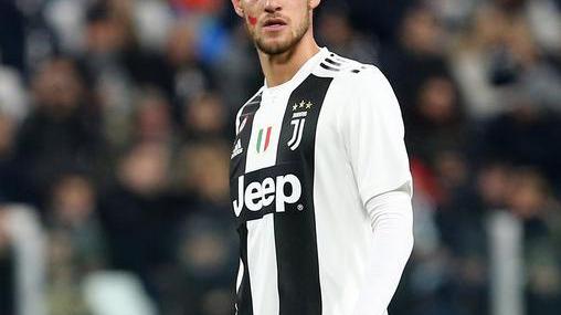 Il Napoli vuole Manolas ma piace anche Rugani che alla Juve pare chiuso