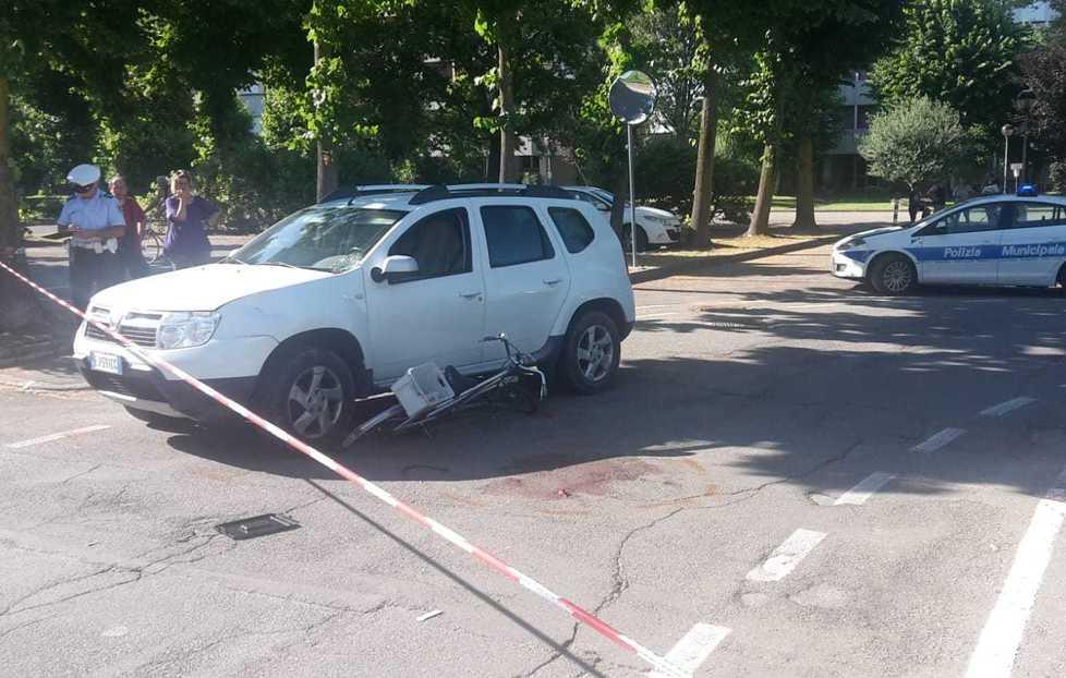 Ancora grave l’anziano investito in bici da un’auto