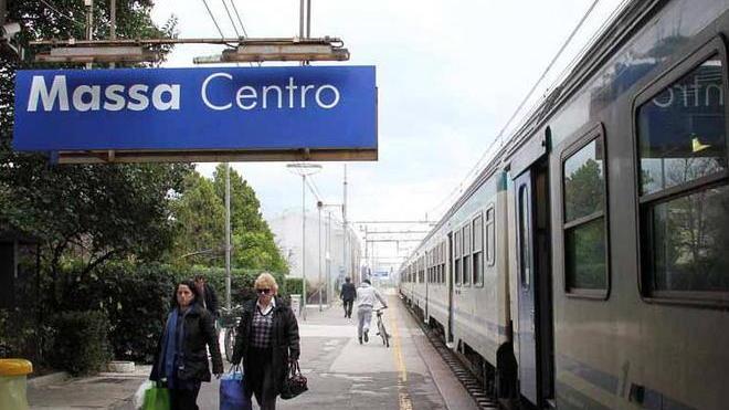 Maxi ritardo, pendolari in rivolta