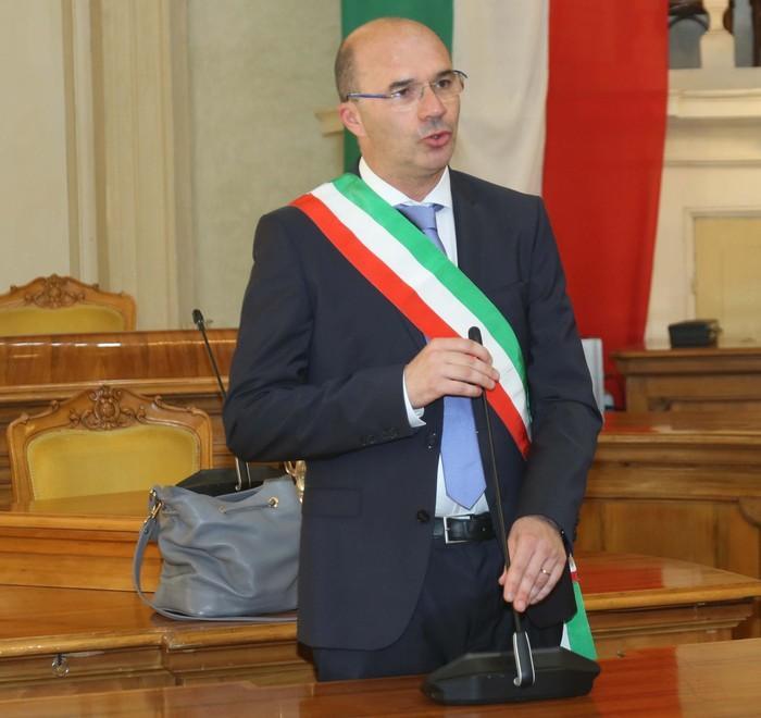 Martedì la giunta. Vecchi è sotto pressione? “No, decide in solitudine”