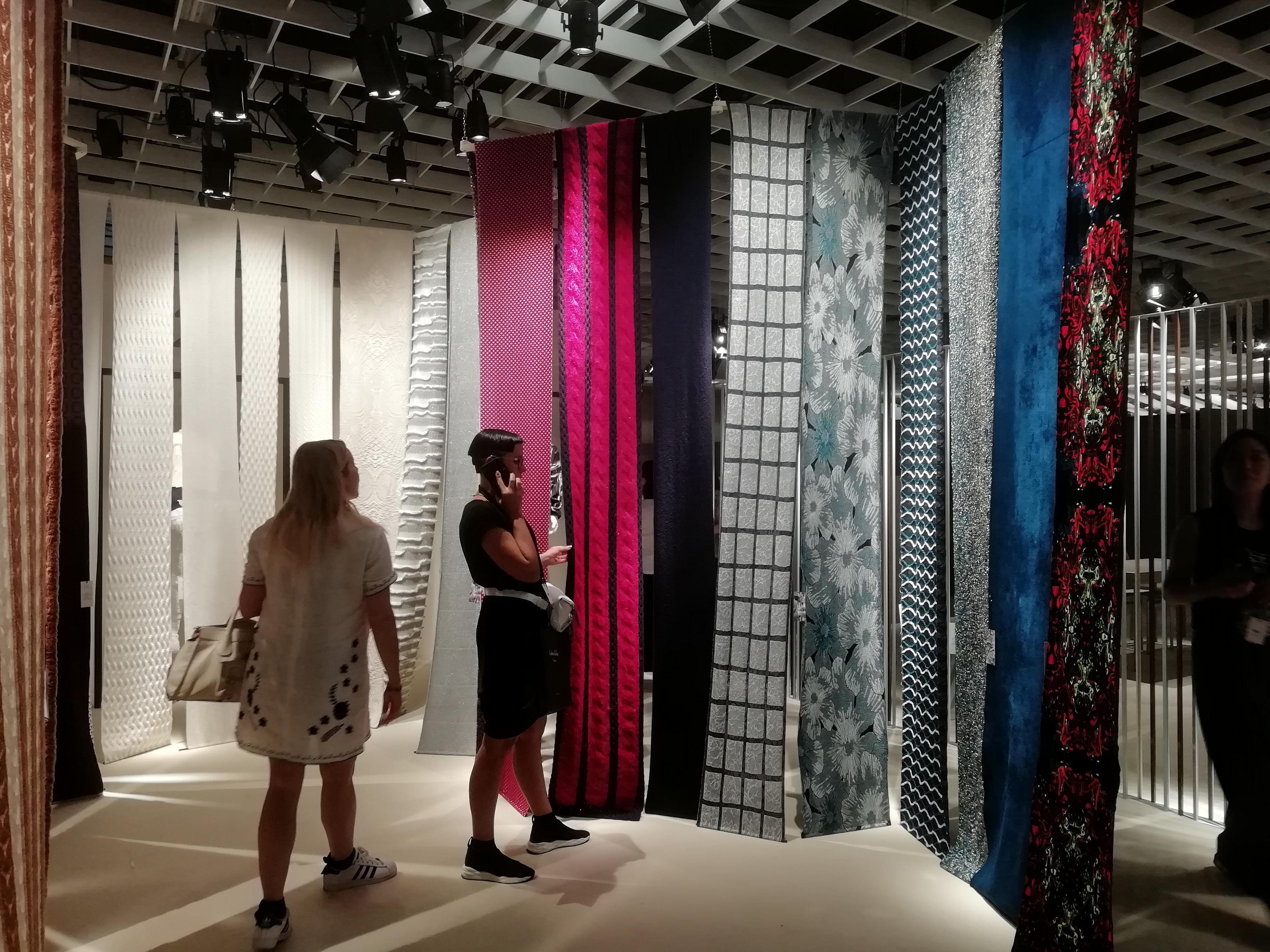Uno stand di Pitti Filati