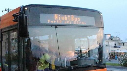 Niente bus notturno il lunedì e il martedì per andare nei locali
