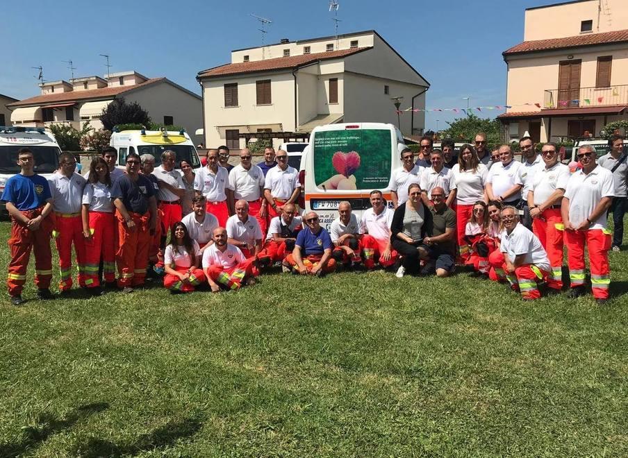 Una foto e una frase sul mezzo di servizio in ricordo di Francesco