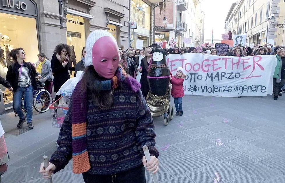 Picchiata e segregata dal marito violento 
