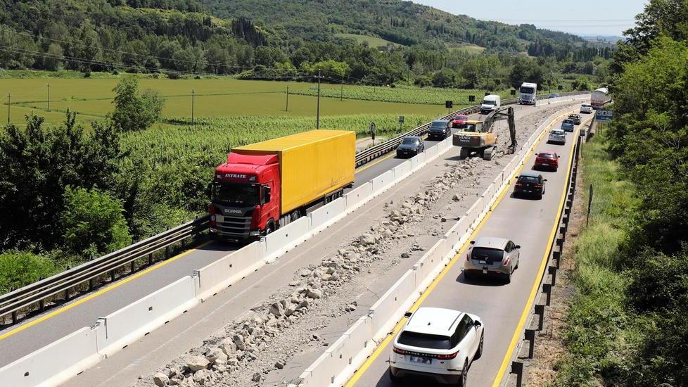 Il consiglio regionale chiede i lavori di notte lungo la Fi-Pi-Li