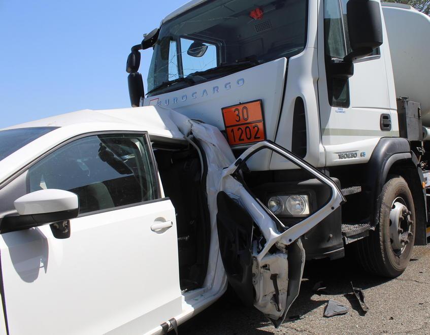 Le amiche morte lungo la Fi-Pi-Li: indagato per omicidio l’autista del camion 