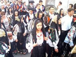 Cappellacci si scusa per il furto e promette alla nonnina un regalo