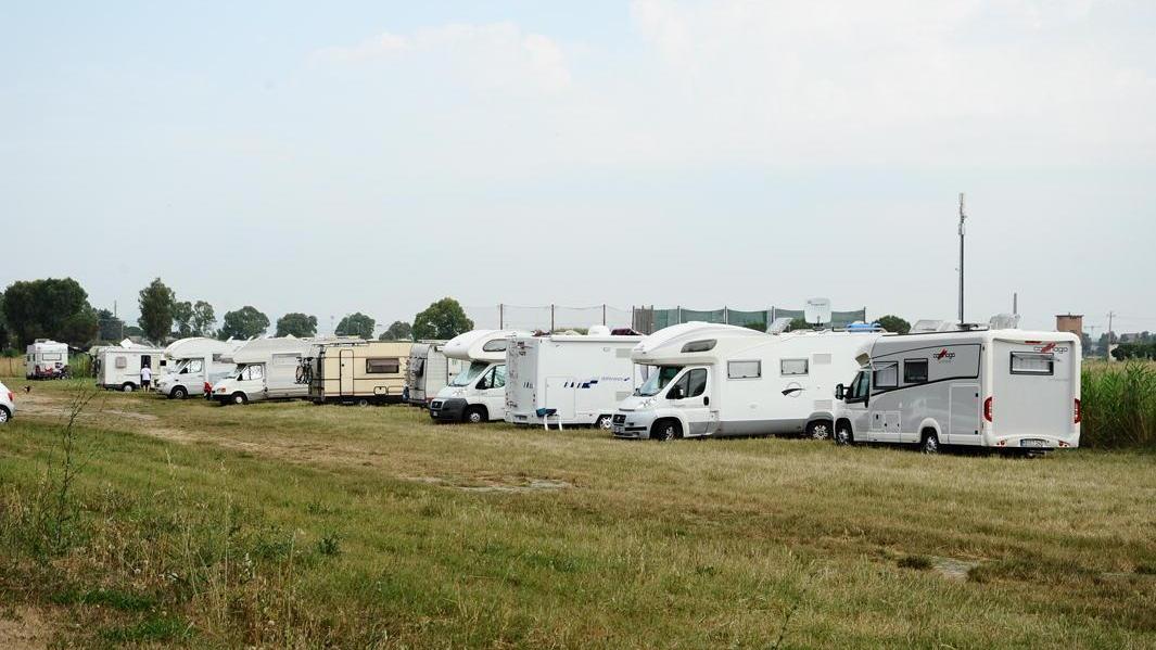 Sosta o campeggio? Camperisti nel mirino
