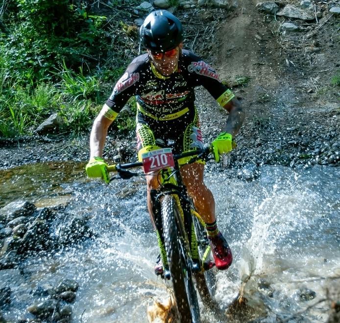Mountain bike, Marco Devoti in gara al “King of castle”