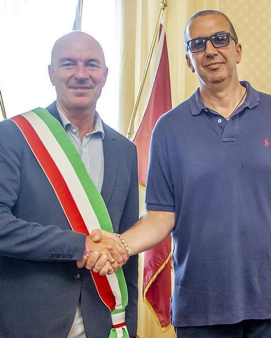 L’applauso della città a Walter De Raffaele «Livorno deve tornare nel basket che conta» 