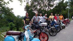 Raduno d’auto moto e trattori con ritrovo a Marmoreto
