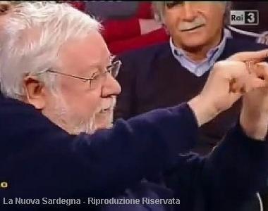 Paolo Villaggio durante il programma televisivo 