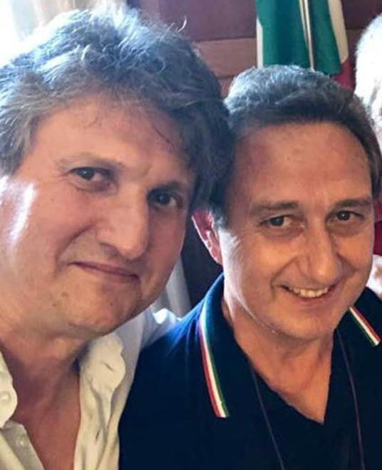 Fabio Casella (a destra) insieme al presidente della Provincia Angori