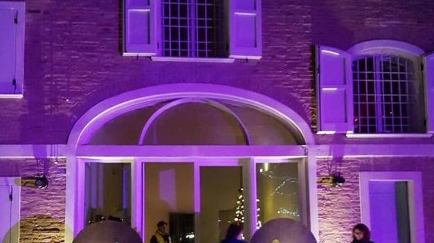 Carpi, discoteca fai da te senza alcol e droghe per proteggere i figli dallo sballo notturno