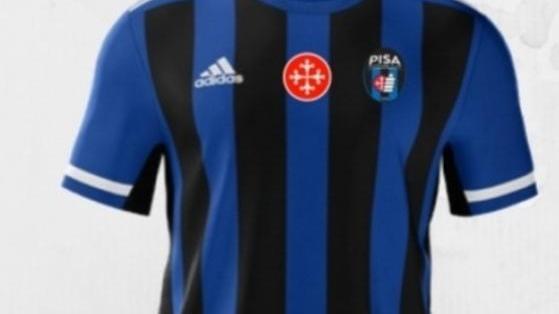 Sul modello scelto dai tifosi le scritte diventano d’oro