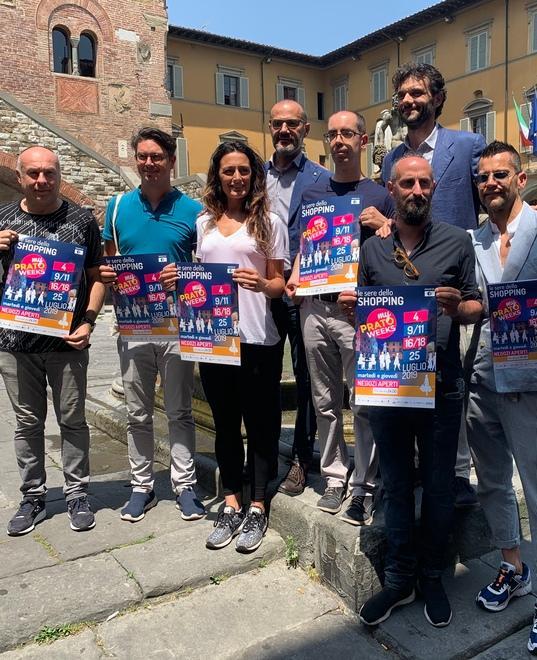 Sei notti a luglio tutte da vivere Shopping e artisti di strada 