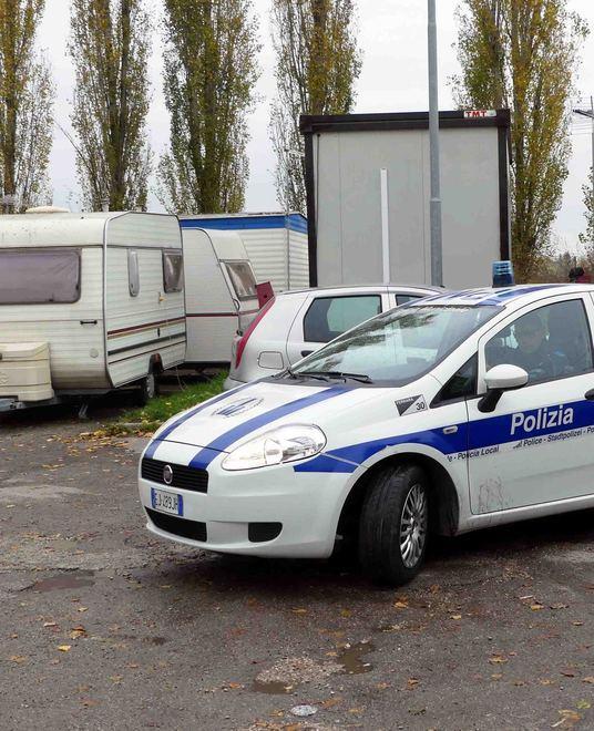 II Comune sul campo nomadi «Soluzioni giuste per l’utenza» 